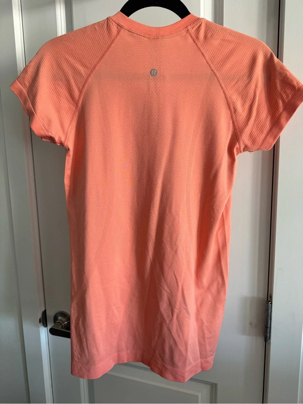 lululemon athletica lightweight coral